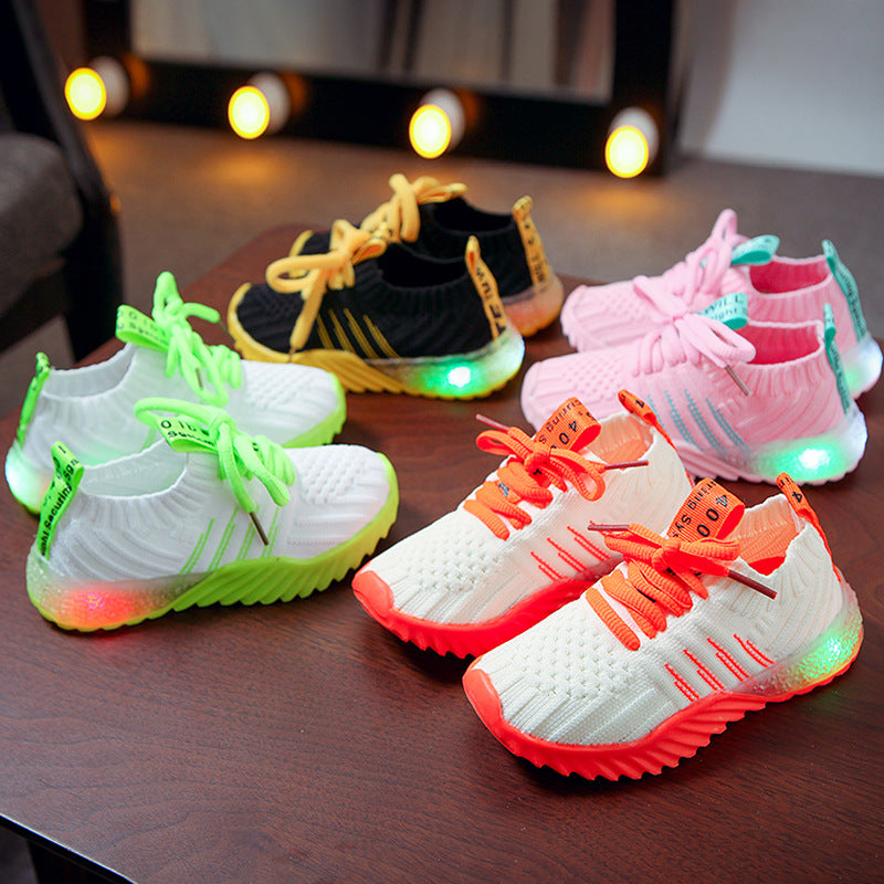 Net red LED light children's shoes 2019 autumn new light shoes light shoes wild men's and women's shoes knitted surface candy